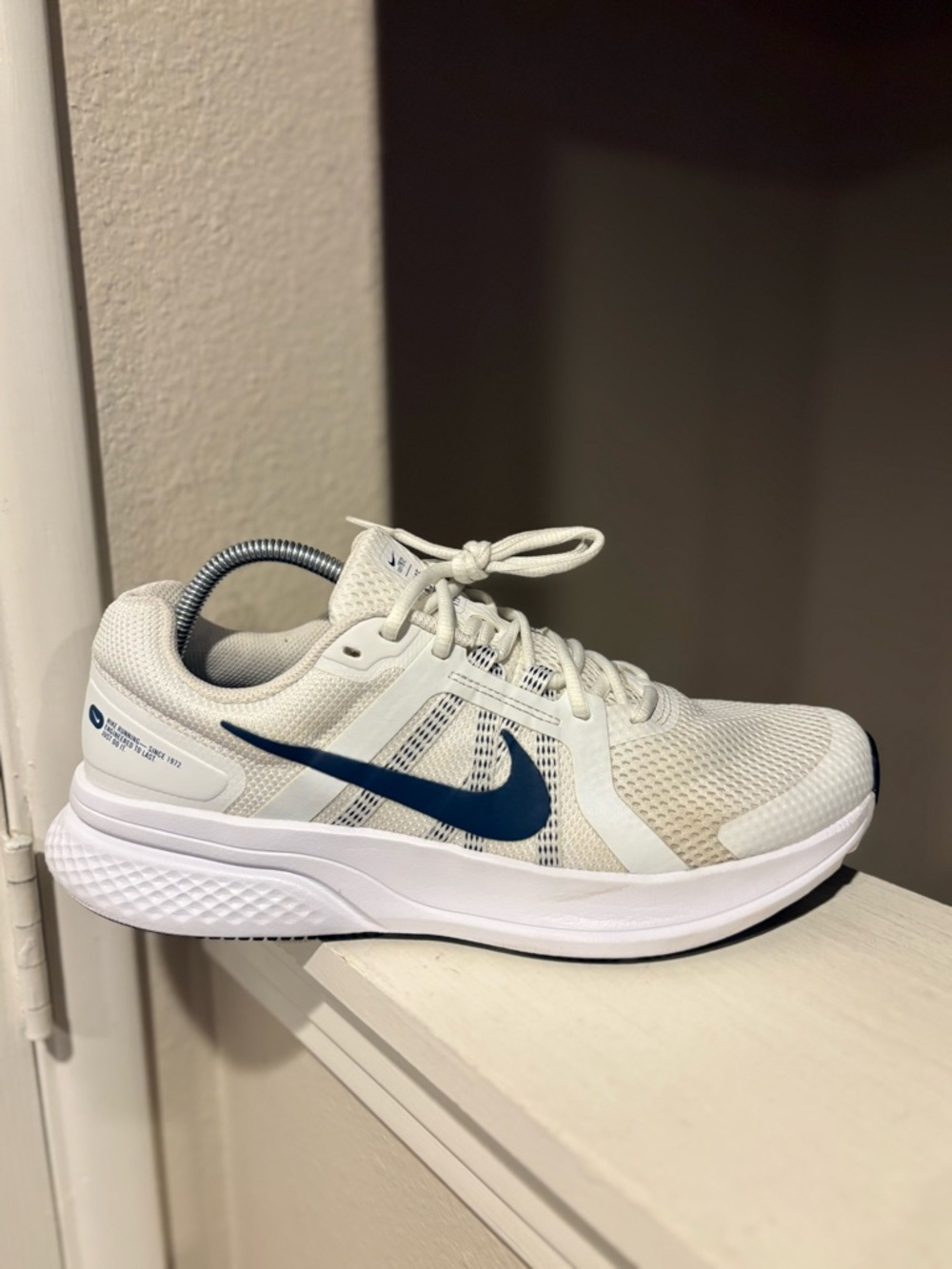 Nike Mens Run Swift 2~CU3517-101 White Running Shoes Sneakers Size 10 - Picture 2 of 10